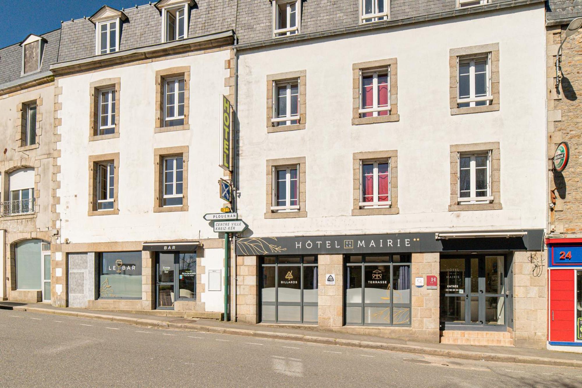 Saint-Pol-de-Léon Hotel De La Mairie מראה חיצוני תמונה