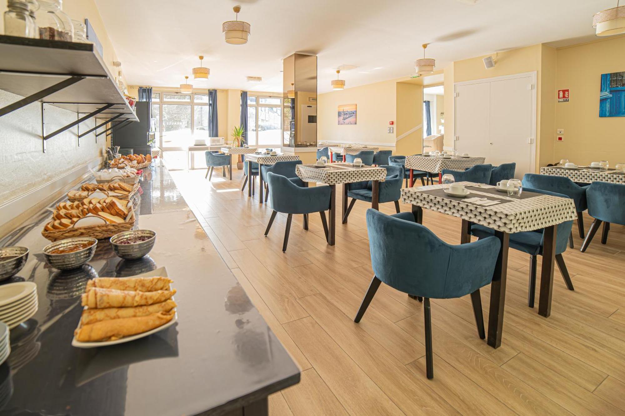Saint-Pol-de-Léon Hotel De La Mairie מראה חיצוני תמונה